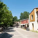 Campsite L'ilot Du Chail 2*