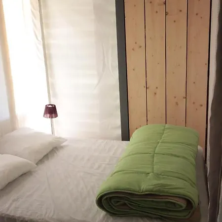 Camping L'ilot Du Chail Sansais