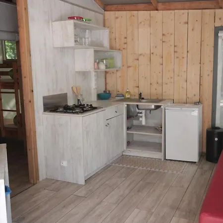 Kamp alanı L'ilot Du Chail Sansais