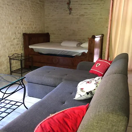 L'ilot Du Chail Kamp alanı 2*