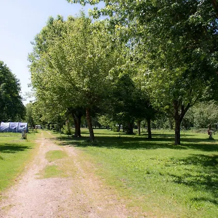 L'ilot Du Chail 2*
