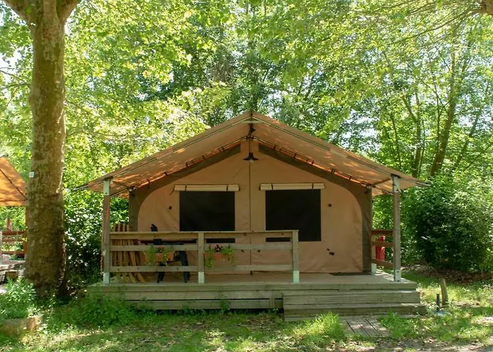 L'ilot Du Chail Camping 2*