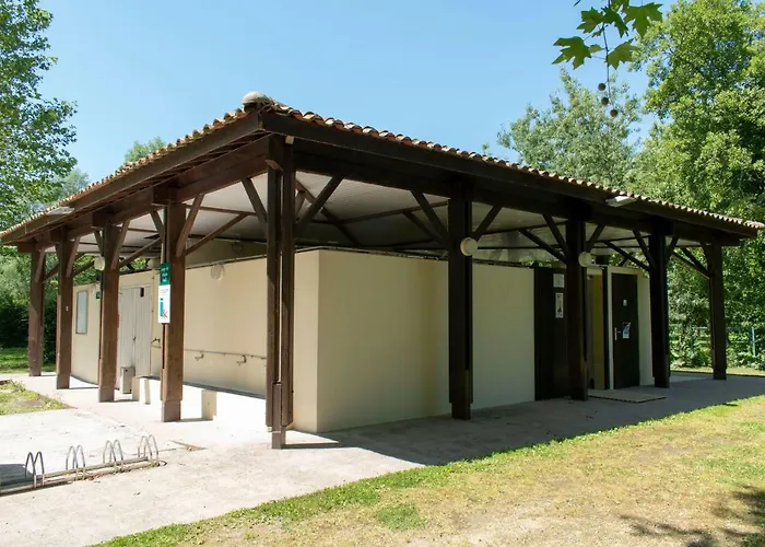 Camping L'ilot Du Chail